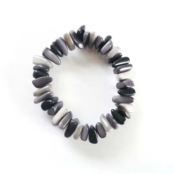 Mekhada Mekhada Tagua Armband RAKIRA, Grau, – Produktbild 1 von 2