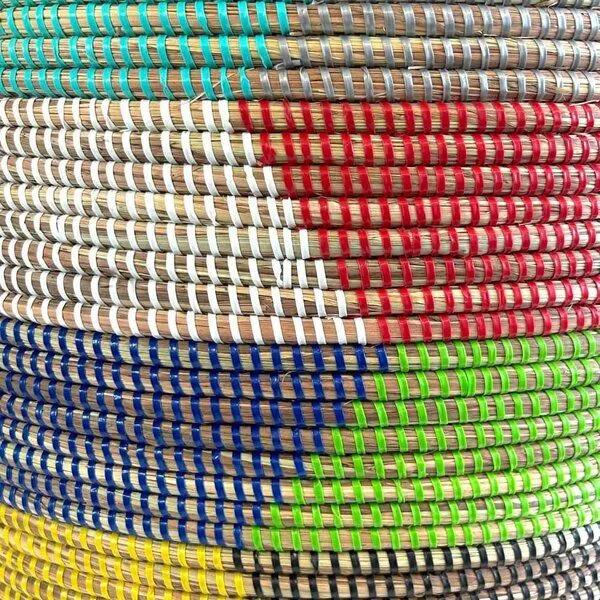 SWANE-Design SWANE-Design Afrikanischer Wäschekorb - Flachdeckel, Zick zack bunt (rot), – Produktbild 3 von 3