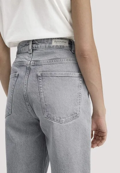 hessnatur hessnatur Jeans NELE High Rise Barrel Leg aus Bio-Denim, Blue, – Produktbild 2 von 3