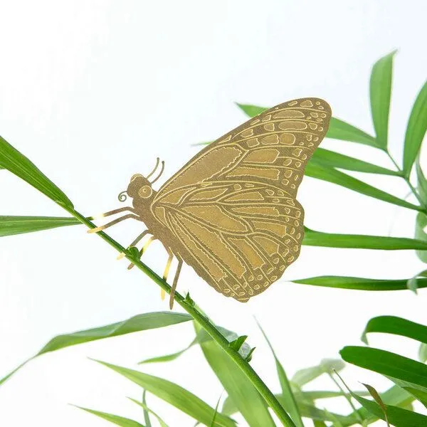 another studio another studio Plant Animal - Design Pflanzendekoration - Figuren aus Messing, Schmetterling, – Produktbild 1 von 4