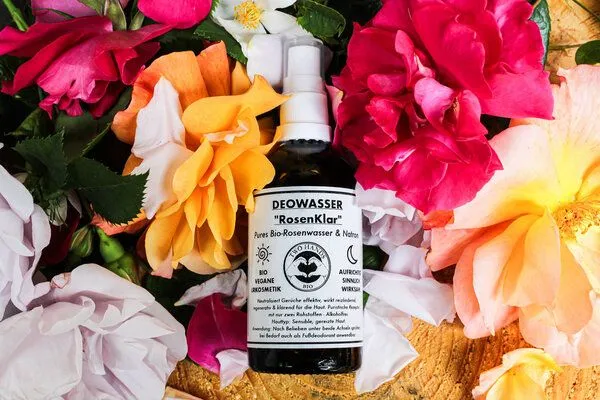 Two Hands BIO Two Hands BIO Deo Wasser „RosenKlar“ - Bio-Rosenwasser & Natron - Alkoholfrei – Produktbild 2 von 2