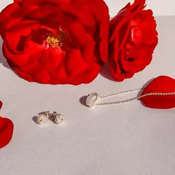 pakilia pakilia Silber Kette Knoten verschlungen Fair-Trade und handmade – Produktbild 1 von 1