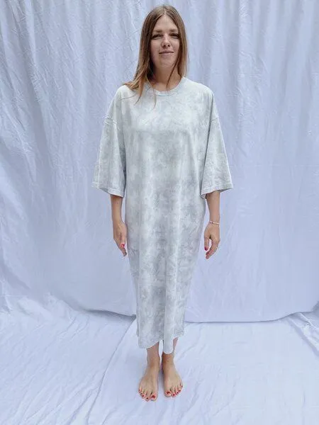 noemvri fashion label noemvri fashion label Batikkleid, Grau, – Produktbild 3 von 3
