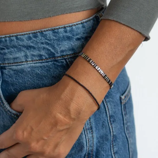 juni juni Schwarzes Armband-Set "Rogue" – Produktbild 1 von 4