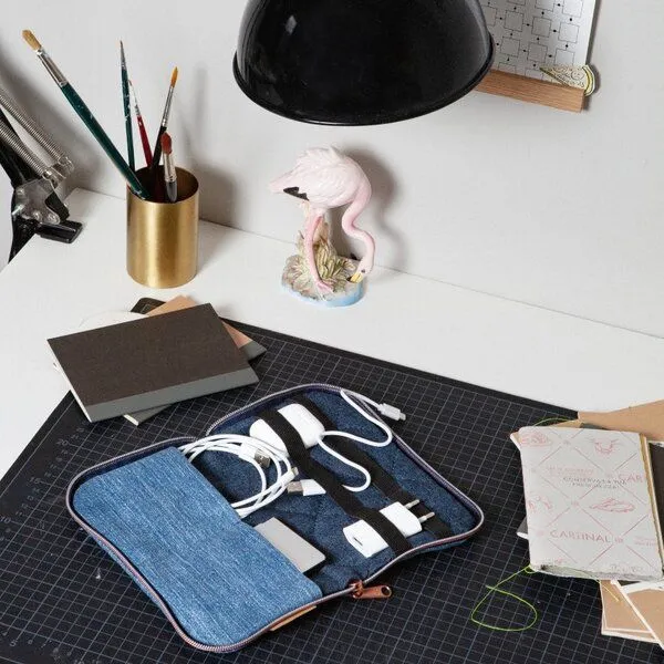 Bridge&Tunnel Bridge&Tunnel Kabel-Organizer Denim, Blau, – Produktbild 1 von 3