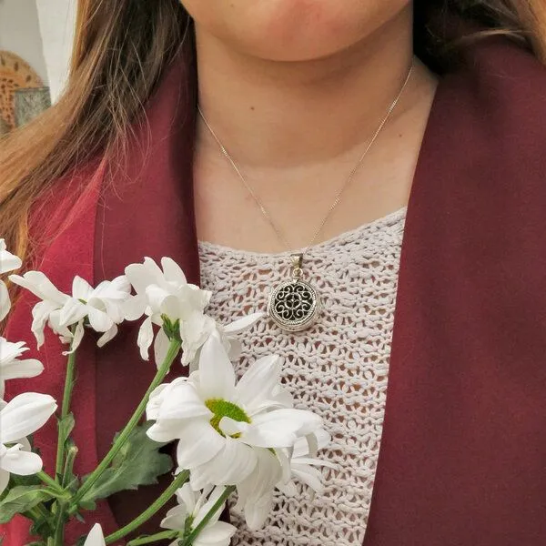 pakilia pakilia Silber Kette Orientalisch Medaillon Fair-Trade und handmade – Produktbild 4 von 4