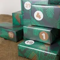 Bow Hummingbird Bow & Hummingbird Adventskalender O Tannenbaum – Produktbild 1 von 1