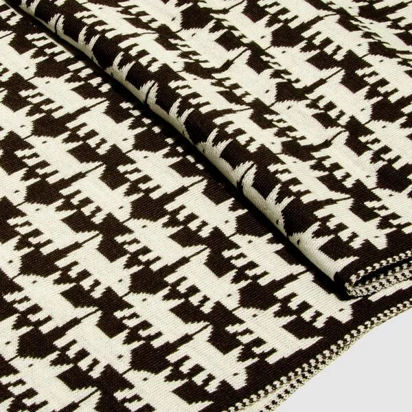 LANARTO slow fashion LANARTO slow fashion Schal Muster 'Hund' zweifarbig gestrickt aus Merinowolle, Braun, – Produktbild 3 von 3