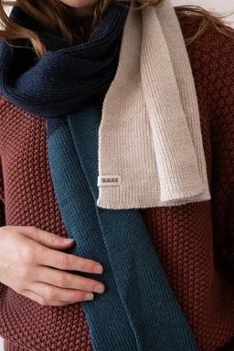TIRALAHILACHA TIRALAHILACHA Tayo chunky wool scarf – Produktbild 1 von 1