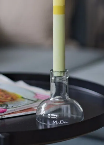 MaBe MaBe Kerzenständer Klassik - Witzig & nachhaltig - Upcycling aus der 0,5l Spirituosenflasche – Produktbild 4 von 4