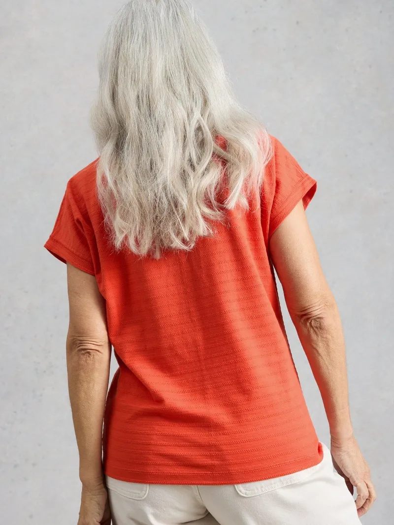 White Stuff T-Shirt Nelly mit Keilausschnitt - 44, Leuchtend rot, – Produktbild 4 von 4