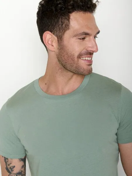 GreenBomb GREENBOMB Basic Guide - Sportliches T-Shirt aus Bio-Baumwolle / GOTS / Fair & Vegan, Grün (weicher salbei), – Produktbild 2 von 4