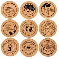 Kork Deko Kork-Deko Spaßige und lustige Untersetzer aus Kork für Gläser und Tassen | 9er-Set | Ø = 9 cm – Produktbild 1 von 1