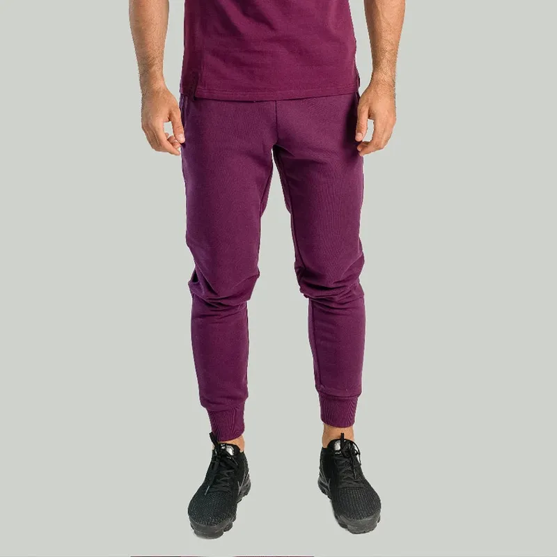 GymBeam OG1 STRIX Nova Jogginghose in Plum S – Produktbild 1 von 1