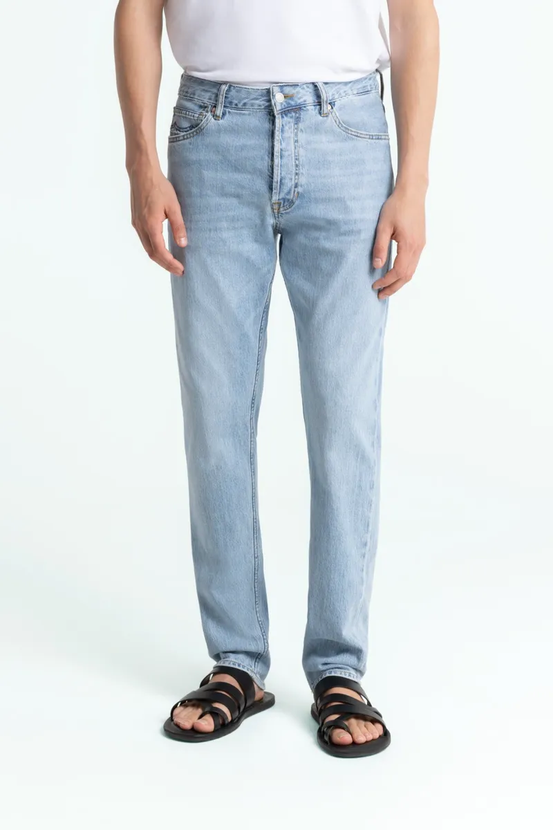 Kings Of Indigo Kings of Indigo Herren vegan Jeans Addo Atria Super Light Washed Hellblau, Extra hellblau, – Produktbild 2 von 2