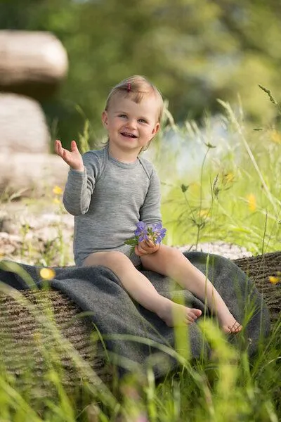 Engel natur Baby Body langarm Wolle Seide hellgrau | GOTS zertifiziert Engel Natur – Produktbild 1 von 1