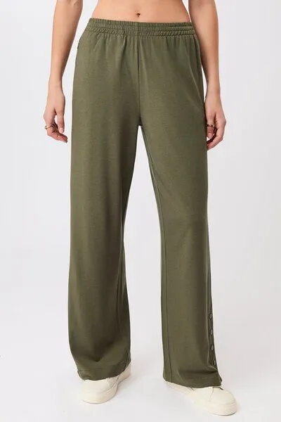 mandala Mandala Track Pants, Leaf (grün), – Produktbild 1 von 4