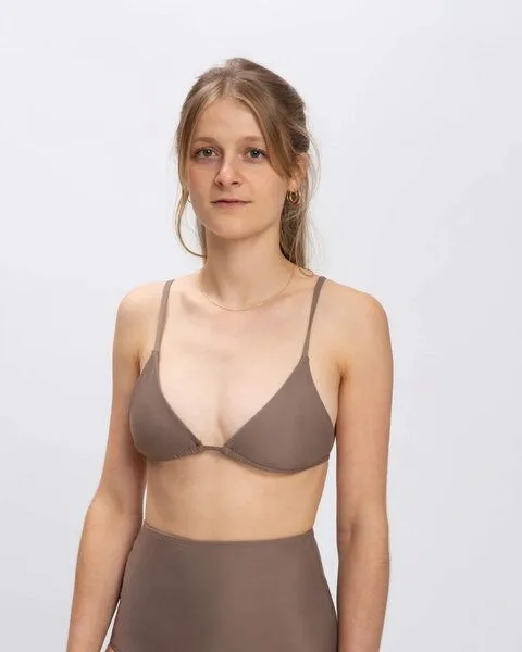 MATONA Matona Triangel Bikini-Oberteil aus Econyl für Frauen / Triangle Bikini Top, Taupe, – Produktbild 1 von 4