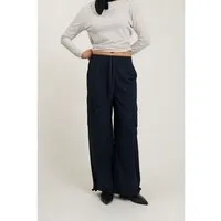 Basic Apparel Basic Apparel Cargohose TILDE Loose aus Bio-Baumwolle – Produktbild 1 von 1