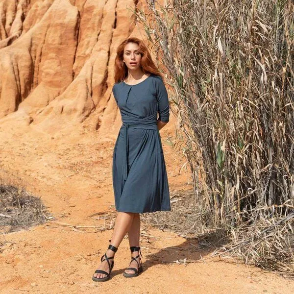 WiDDA berlin WiDDA berlin Wickelkleid in Rauchblau – Produktbild 1 von 4