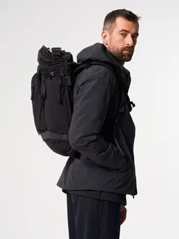PINQPONQ pinqponq Rucksack - KOMUT Medium Backpack - aus recyceltem Nylon – Produktbild 1 von 1