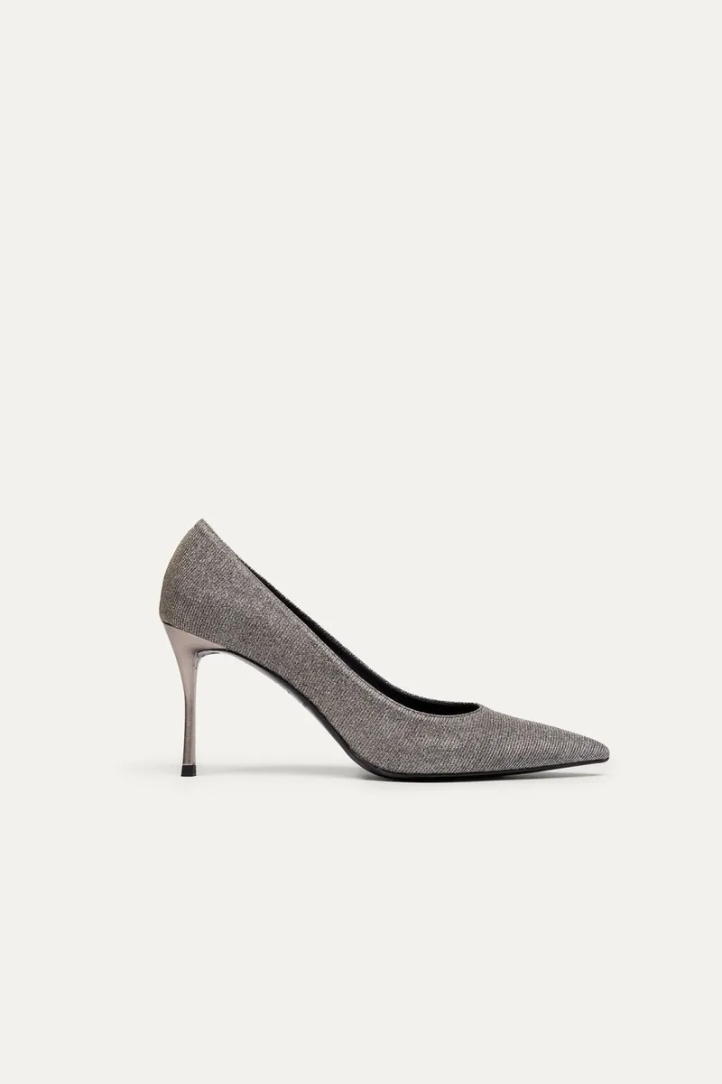 BIKKOU BIKKOU Damen vegan Pumps Romantisches Abendessen Silberner Lurex, Hellgrau, – Produktbild 2 von 2