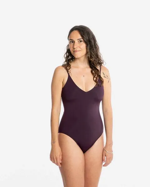 MATONA Matona Badeanzug | V-Neck Bathing Suit | aus Econyl, Aubergine, – Produktbild 3 von 6