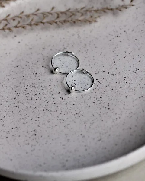 lille mus lille mus Creolen 'Glanzperle' aus 925 Silber, Silber, – Produktbild 4 von 4