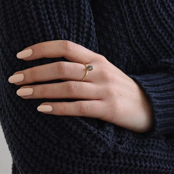 Eppi Eppi Goldener Ring mit Rohdiamant in dunkelgrau Leah, Weiss, – Produktbild 4 von 4