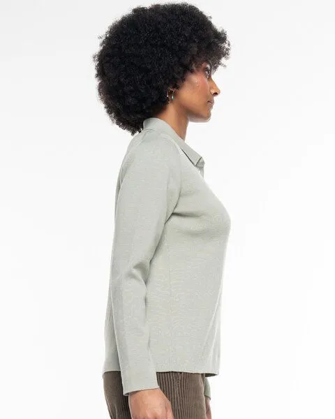 Alma & Lovis Alma & Lovis Polo-Pullover aus Organic Cotton-Wool-Mix | Cot-Wool Polo, Schilf (hellgrün), – Produktbild 4 von 4