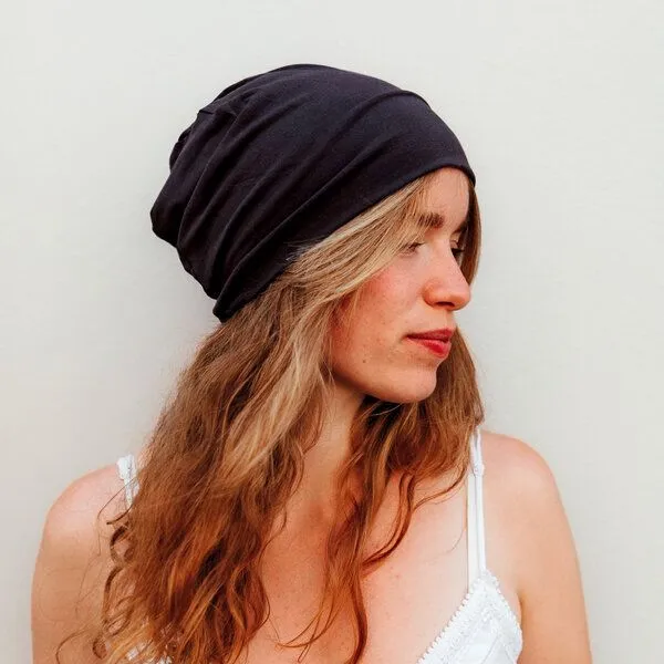 Liebe Deinen Planeten Liebe Deinen Planeten Bio Beanie in 3 Größen Herren & Damen in vielen Farben bequeme Jersey Mütze aus Bio Baumwollmix, Schwarz, – Produktbild 1 von 4