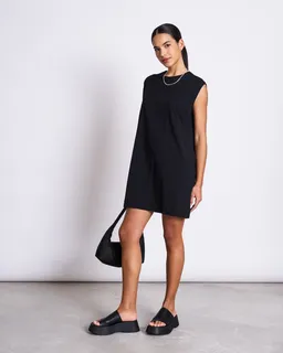 JAN N JUNE JAN 'N JUNE Damen vegan Minikleid Naniti Schwarz – Produktbild 1 von 1