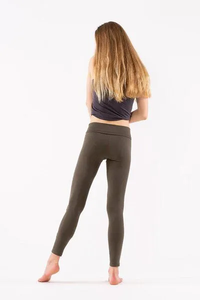 YOIQI YOIQI Yoga Leggings aus Bio-Baumwolle mit hohem Bund, Olive (dunkelgrün), – Produktbild 2 von 3