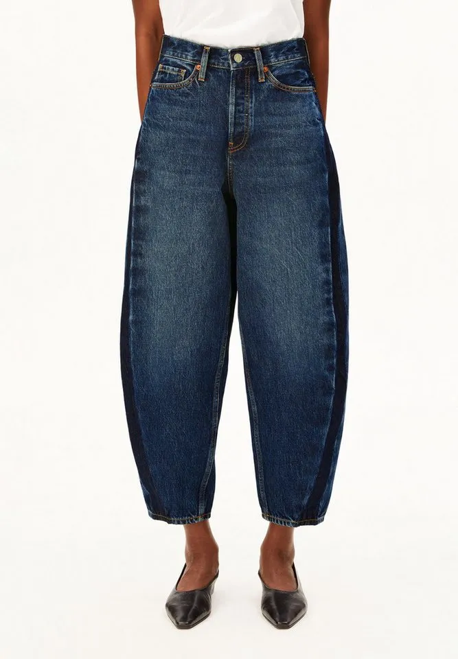 ARMEDANGELS ARMEDANGELS Weite Jeans BAARLY BARREL 100% Bio-Baumwolle Non Stretch (Non-Stretch, Loose Fit) High waist, Blau, – Produktbild 1 von 5