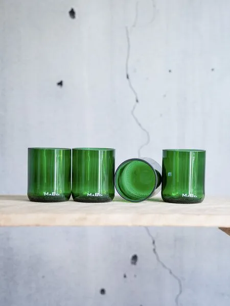 MaBe MaBe Set 4 Trink Gläser UPCYCLING - nachhaltiges Geschenk für Hochzeit - Einzug - Geburtstag - Ostern, Grün, – Produktbild 1 von 4