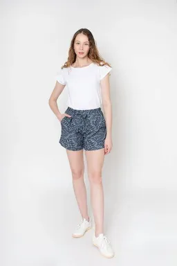 Zerum Zerum Damen Short LILLY Ecovero – Produktbild 1 von 1