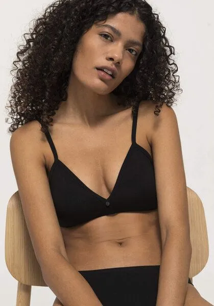 hessnatur hessnatur Triangel BH bügellos COTTON FEEL aus Bio-Baumwolle, Schwarz, – Produktbild 3 von 6