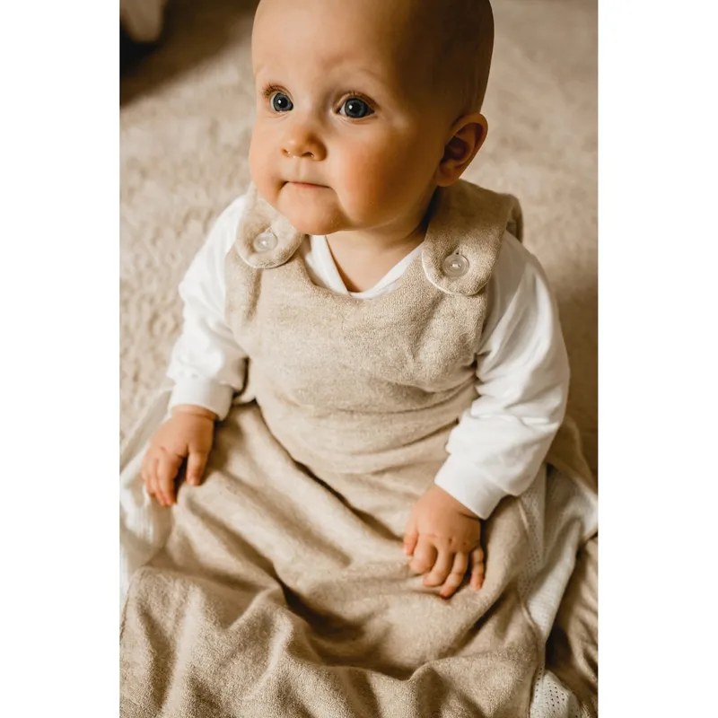Alvi Alvi Baby-Mäxchen 2-tlg. Ganzjahresschlafsack Frottier mit Belüftungssystem 2.5 TOG, Beige, – Produktbild 2 von 3