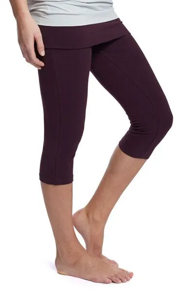 ESPARTO ESPARTO ¾ Yogahose Capri "Thanda", Aubergine, – Produktbild 2 von 3