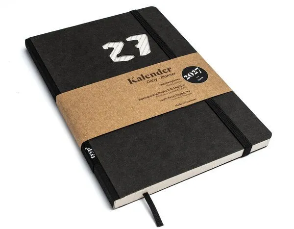 tyyp tyyp Taschenkalender 2027 schwarz – achtsam planen auf Recyclingpapier – A5, vegan & handgefertigt, Schwarz, – Produktbild 1 von 4