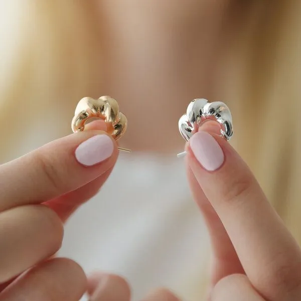 BELLYBIRD Jewellery BELLYBIRD Jewellery CREOLEN - Kreis, gewellte Form, glänzende Oberfläche, Silber vergoldet, – Produktbild 2 von 4