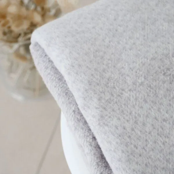 RIEMA Germany RIEMA Germany Kuscheldecke EMMA aus Bio-Baumwolle OEKO-Tex, Grau, – Produktbild 4 von 5