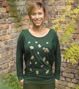 päfjes päfjes Ginkgo Blätter - Fair gehandeltes Frauen Flowshirt – Produktbild 1 von 1