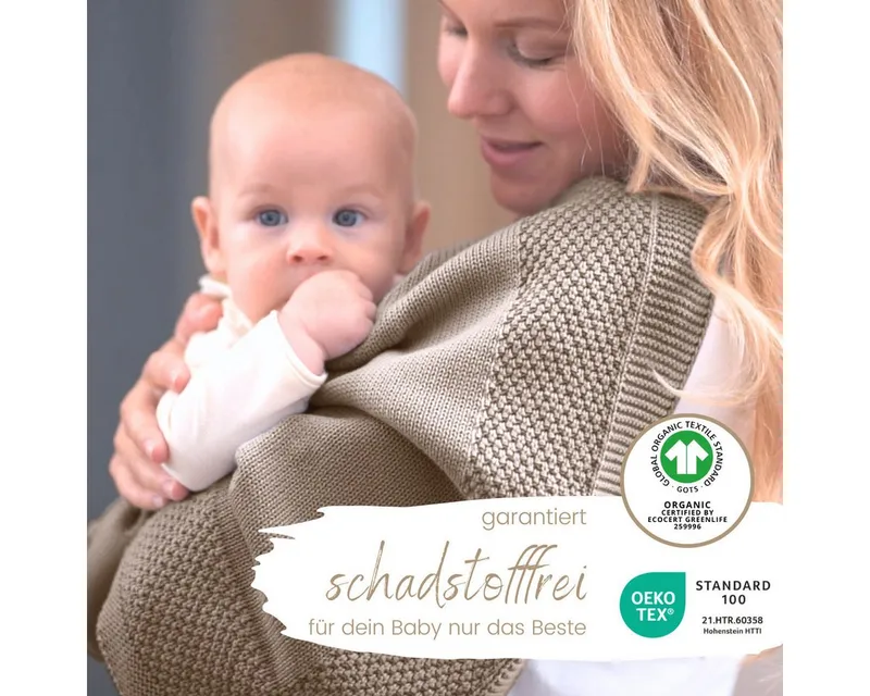 Babydecke DIKOS® Kuscheldecke Bordüre *100%* Bio Baumwolle, Geschenk zur Geburt, DIKOS, Strickdecke 75×100, Baby Erstausstattung Neugeborene, Babygeschenk, Warmes taupe, – Produktbild 3 von 5