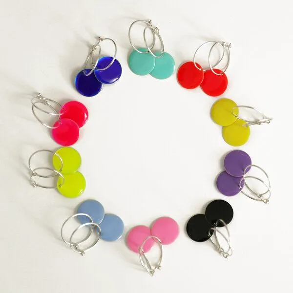 BELLYBIRD Jewellery BELLYBIRD Jewellery Ohrringe - emailliertes Plättchen, Anhänger aus Silber mit Emaille, Neon pink, – Produktbild 3 von 7