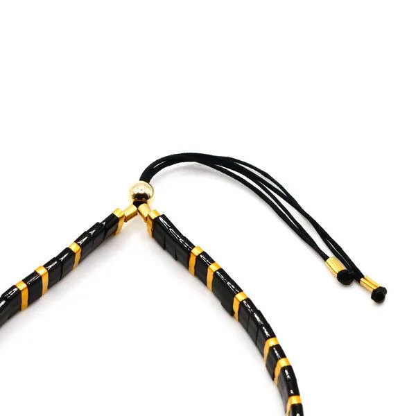 juni juni Schwarzes Armband "Shiny Black" - individuell verstellbar – Produktbild 4 von 4