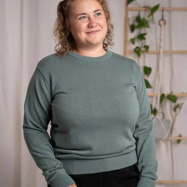 Vresh Clothing Vresh Clothing Vrenja, Klassischer Strickpullover aus Biobaumwolle, Gün, – Produktbild 2 von 4