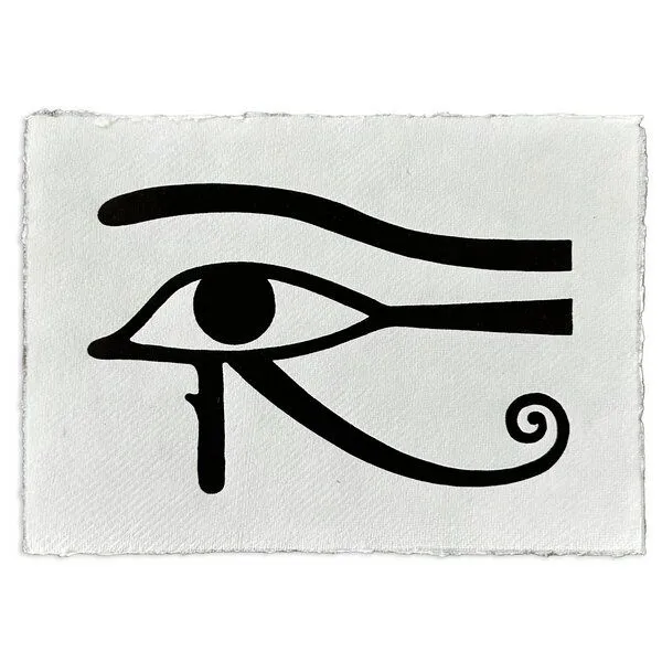 Veskor Cassiopeia Veskor Cassiopeia AUGE DES HORUS Symbol Hieroglyphen Linoldruck | 21 x 14,8 cm (A5 quer) | Schwarz auf Weiß – Produktbild 1 von 4