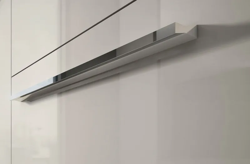 OTTO home Drehtürenschrank Piano, inklusive Rahmen und Beleuchtung, soft-close-Funktion (viele Breiten zur Auswahl, 226cm hoch, mit jeweils 2 Schubladen) beige oder weiß, UV lackiert, Hochglanzfronten, FSC-zertifiziert, Beige|grau, – Produktbild 4 von 8