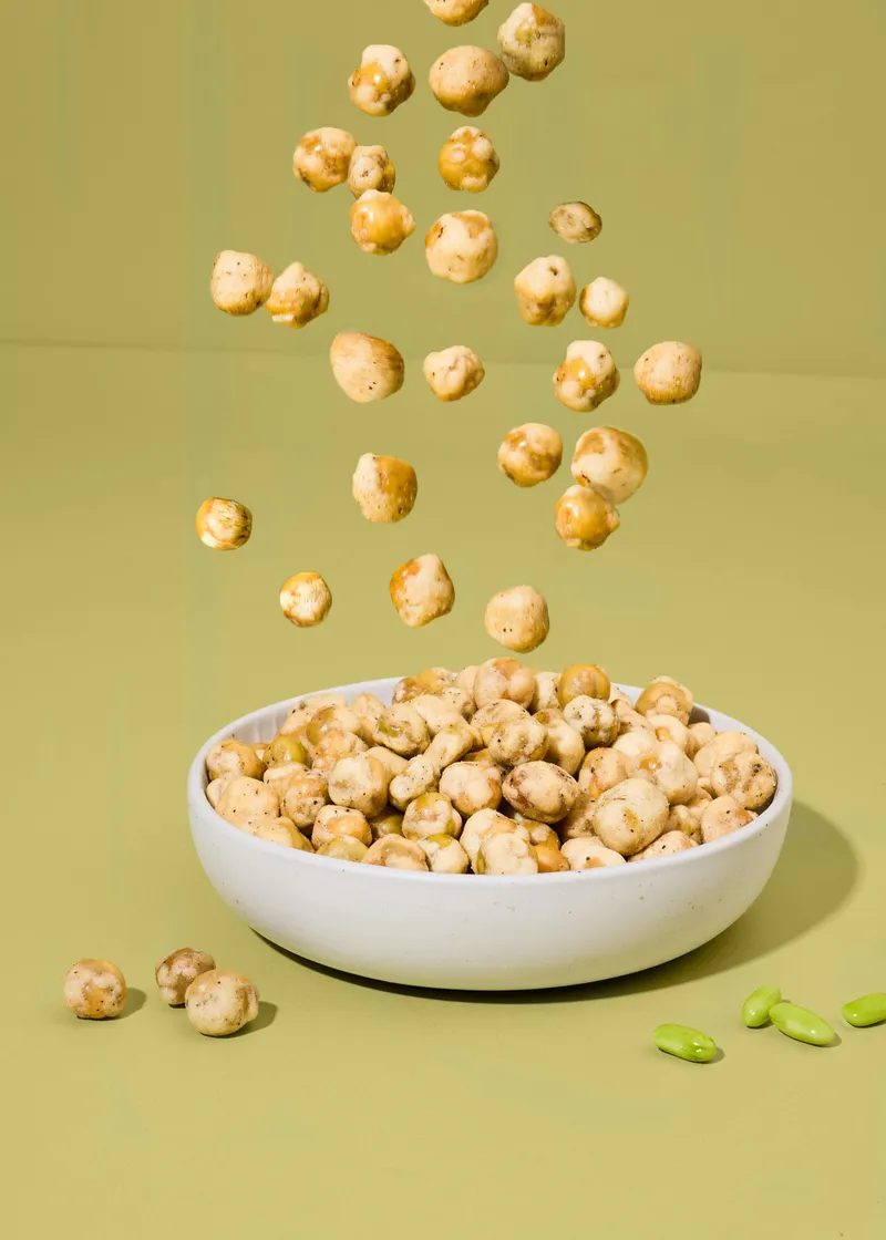 KoRo Snack Erbsen mit Salz und Pfeffer | 500 g – Produktbild 4 von 5